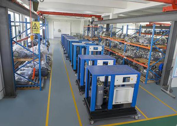 螺桿式空壓機(jī)廠房展示